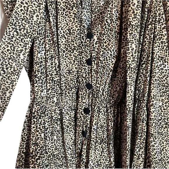 Zara cheeta long sleeve blouse - Picture 3 of 6